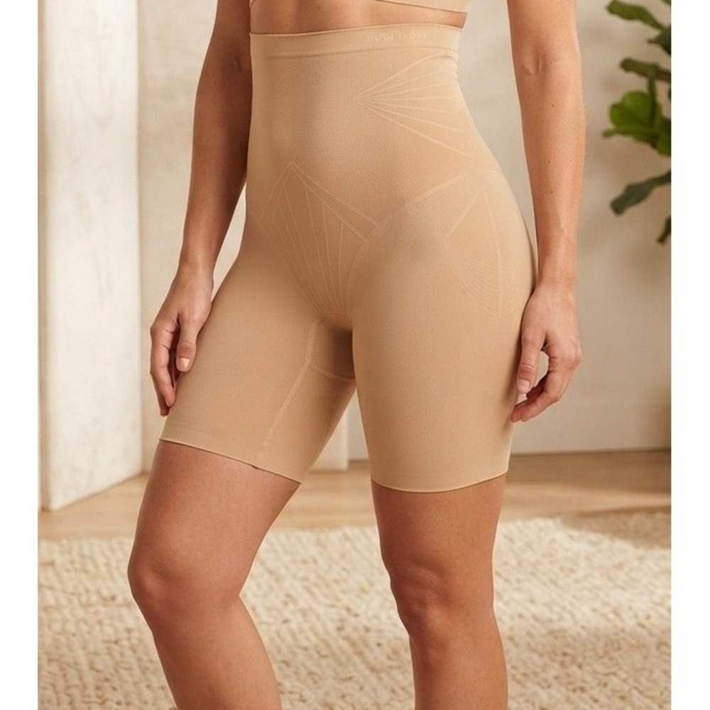 Honeylove SuperPower Short Shapewear Women's XL Sand Stretch Compression NWT